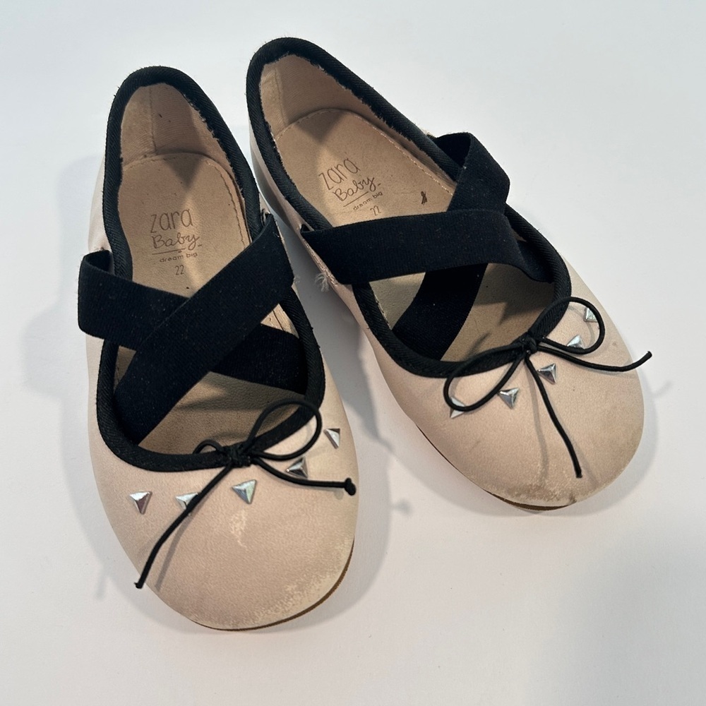 ZARA Girl Ballet Flats